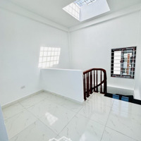 Bán Nhà Gần Chợ Nhật Tân 35M2 - 5 Tầng Mới Xây - Sổ Đỏ
