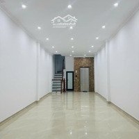 Bán Nhà Nghĩa Tân-Cầu Giấy Ôtô Vào Nhà 44M 6Tầng Thang Máy Ở Kết Hợp Cho Thuê Văn Phòng Thoáng Sạch