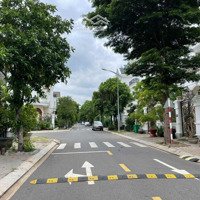 Căn Biệt Thự Góc 2 Mặt Tiền Cityland Garden Hills. Dt: 10,5 X 20M Full Nội Thất