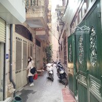 Bán Nhà Riêng 6 Phòng Ngủ 5 Vệ Sinh 40M2, 8 Tỷ Tại Thái Thịnh, Đống Đa, Hà Nội