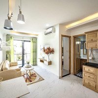 Hai Máy Lạnh - Một Phòng Khách - Một Phòng Ngủ Có Thang Máy