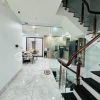 Bán Gấp Nhà Văn Quán Hà Đông Phân Lô Vỉa Hè Ô Tô Tránh, 68M 4 Tầng Giá Bán 16.5 Tỷ.