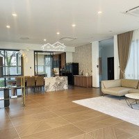 Cho Thuê Biệt Thự Mới 100% Full Nội Thất Có Hồ Bơi -Diện Tích750M2 Ngang 30M - Gọi Đàm Tiến