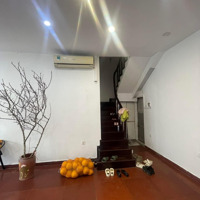 Bán Nhà Phố Sơn Tây 47M2 X 6T - Mt4.5M = 29.3 Tỷ Ba Đình