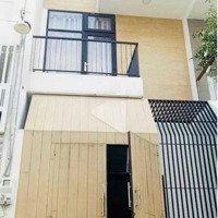 Bán Nhà Chính Chủ Hà Huy Giáp. Shr. Dt: 4 X 13M2. 1 Triệu. 2L, 4P. Ngủ. Giá: (5.2)Tỷ