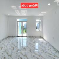 Nhà mới xây mặt tiền đường 30mét KDC an thiên lý