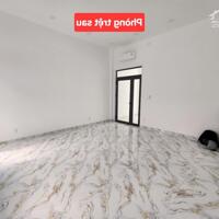 Nhà mới xây mặt tiền đường 30mét KDC an thiên lý