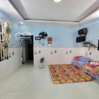 Hạ Giá Bán Gấp Nhà Lô Góc 2 Mặt Tiền Gần Chợ Dĩ An 1, Kinh Doanh Tốt, Oto Đậu Trong Nhà, Sổ Sẵn
