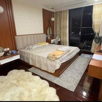 Golden - Tầng Cao - Lô Góc - 3 Phòng Ngủ- Full Nội Thất - Khu Trung Tâm - Khu Vực Đẹp Nhất Long Biên