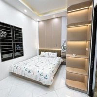 Bán Nhà Riêng Tại Bồ Đề, 10,5 Tỷ, 36M2, Kinh Doanh, Ô Tô Đỗ Cửa, Giá Siêu Hời. Liên Hệ: 039 286 3486