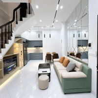 Bán Nhà Riêng Tại Bồ Đề, 10,5 Tỷ, 36M2, Kinh Doanh, Ô Tô Đỗ Cửa, Giá Siêu Hời. Liên Hệ: 039 286 3486