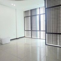 Bán Nhà 4 Tầng, Mặt Tiền Trần Nhật Duật, 28 Tỷ