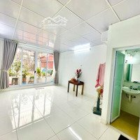 4.25 Tỷ * 30M, Phố Trần Khát Chân - Lô Góc - 40M Ra Ba Gác - Mặt Tiền Rộng - Ngõ Thông