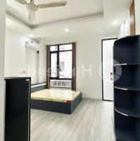 Studio Full Nội Thất-Cửa Sổ Trời Sát Cầu Chữ Y