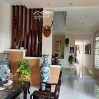Biệt Thự Vườn Nghỉ Dưỡng Phù Hợp Cho Người Lớn Tuổi Khu Mát Mẻ Thạnh Xuân