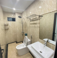 Cho Thuê Nhà Ô Tô Đỗ Cửa Phố Giang Văn Minh 70M2 4T Các Tầng Thông Sàn. Có Sân Để Xe Máy. 20 Triệu/Th