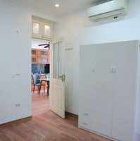 Bán Cc 3 Phòng Ngủ 2 Vệ Sinh96,69M2 Tại Trung Hòa Nhân Chính Giá Bán 48 Triệu/1M2, Căn Góc