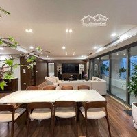 Chính Chủ Cho Thuê Căn Hoa Hậu Chung Cư Thống Nhất 82 Nguyễn Tuân 122M 3 Ngủ Full Có Slot Oto