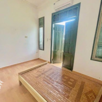 Chính Chủ Cần Bán Nhà Phố Nguyễn Ngọc Vũ - Giá Chỉ 10.2 Tỷ