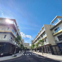 Nhà Phố Thương Mại Bcons City Giá Bán 8 Tỷ, 100M2, 4 Lầu Hàng Hiếm Tại Dĩ An, Bình Dương
