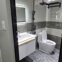 Ngã tư Vạn Phúc 35m 5 tầng đẹp, full nội thất, chỉ việc xách va li về ở chỉ 5,5 tỷ