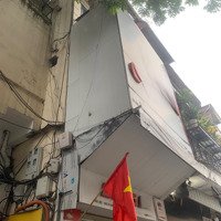Mặt Phố Cổ Hàng Ngang.diện Tích93M.mặt Tiền3,5M. Nhà 5 Tầng. Thuê 120 Triệu / Tháng. 1 Sổ Vuông Nở Hậu