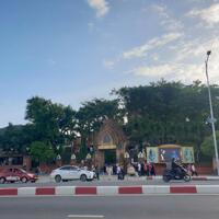  Thoáng mát, Nhà có dòng tiền đều hàng tháng.hướng Nam nằm ngay cạnh Tháp Bà Nha Trang.