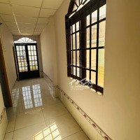 Nhà Nguyên Cănhẽm Xe Hơiphạm Hùng P4-1T-1L- 3 Phòng Ngủcho Thuê
