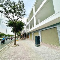 Mặt Tiền Kinh Doanh Sầm Uất - Ngang 18M Phạm Văn Đồng P11 Bình Thạnh - Sát Emart
