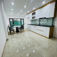 Bán Nhà Đối Diện Aeon Long Biên 6 Tầng Thang Máy Mới Tinh Gần 40M2 Chỉ 7.5 Tỷ