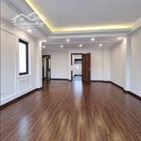 Cho Thuê Nhà Mặt Phố Khu Hoàng Cầu. 55M2 X 6T, Thông Sàn, Có Thang Máy. Nhà Mới, Đồ Cơ Bản. 45 Triệu/Th