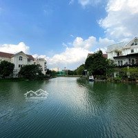 Bán Biệt Thự Hoa Phượng, 267M2, Nhà Thô, Hướng Tb. View Sông Rộng, Đường Rộng 4 Làn Xe. Giá Bán 64 Tỷ