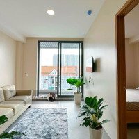 Cho Thuê Căn Hộ 1 Phòng Ngủ & 1 Phòng Khách Balcony & Cửa Sổ Diện Tích 45M2 , Ngay Ngã Tư Hàng Xanh