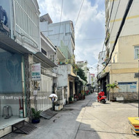 Năm Mới Bán Nhàhẽm Xe Hơilớn Xây Chdv Tại Tân Hải, P.13, Tb, Hcm, (4.5 X 18.5M) - 82M2, Chỉ 8.2 Tỷ Tl