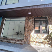 Cho Thuê Vp Tầng 1 Tầng 2,Diện Tích130M2 Nhà Phố Trần Quốc Hoàn, Cầu Giấy