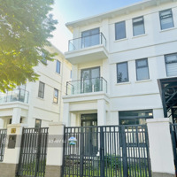 Lakeview City Bán Gấp Biệt Thự Sân Vườndiện Tích8X22M 2 Lầu View Hồ Trực Diện Giá Bán 34 Tỷ Liên Hệ: 0907860179