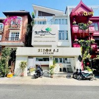 Giá Rẻ Bất Ngờ! Bán Gấp Nhà Lê Văn Sỹ, Quận 3, 9X22M, Hầm + 4 Tầng