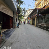 Tăng Thiết Giáp -Phạm Văn Đồng - Bán Nhà 4 Tầng -Ô Tô Tránh - Diện Tích: 65M2 Xmặt Tiền4,5M- Giá Bán 13,5 Tỷ
