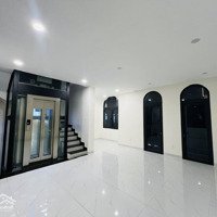 Cho Thuê Sàn Tầng 2,3,4 Nhà Phố Mahattan, Vinhomes Grand Park