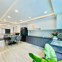 Nhà Ngộp 78M2/4Tỷ350 Trên Đường Nguyễn Hữu Cầu P Tân Định Q1. Gần Chợ Tân Định Cho Thuê 38 Triệu/Tháng