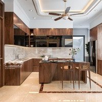 Tọa Lạc Tại Trung Tâm Thành Phố, Đối Diện Thảo Cầm Viên - 4,5X25M - 4 Tầng - Giá Bán 23 Tỷ