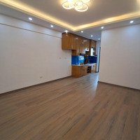 Bán Nhanh Căn Hộ 2 Ngủ, 2 Wc Lô Góc, Đô Thị Việt Hưng.