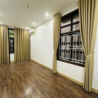 Cần Bán Gấp! Nhà Vương Thừa Vũ Vị Trí Cực Đẹp Ngõ Oto Tránh, Ô Tô Ngủ Trong Nhà , Kinh Doanh 55M5T