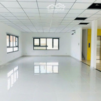 Cho Thuê Sàn Văn Phòng Gần Cao Đức Lân, Q2. Diện Tích 200M2, Full Nội Thất, Thang Máy Pccc Đầy Đủ
