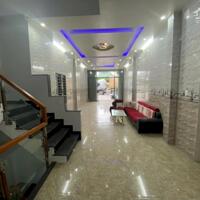 Bán nhà 3 tầng 5 PN, 4 tỷ, 77 m2, đường 33m, Trường Chinh, Cẩm Lệ