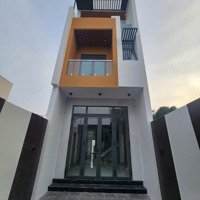 Bán Nhà Khu Dân Cư Hàng Bàng Cặp Bên Bệnh Viện Phương Châu Cần Thơ Giá Dưới 5 Tỷ