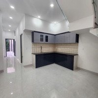 Bán Nhà Khu Dân Cư Hàng Bàng Cặp Bên Bệnh Viện Phương Châu Cần Thơ Giá Dưới 5 Tỷ