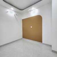 Bán Nhà Khu Dân Cư Hàng Bàng Cặp Bên Bệnh Viện Phương Châu Cần Thơ Giá Dưới 5 Tỷ