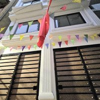 Bán Tòa Ccmn 100 Triệuiệu / Tháng, Mỗ Lao- Hà Đông,Diện Tích110M,Thang Máy, 7Tầng, Giá Bán 20.4Tỷ. Liên Hệ:0962797596.