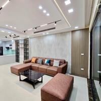 BÁN GẤP NHÀ PHỐ HOÀNG CẦU, LÔ GÓC, Ô TÔ TRÁNH, VỈA HÈ_DT 110M2, 4 TẦNG, MT 6.5M, 32TỶ